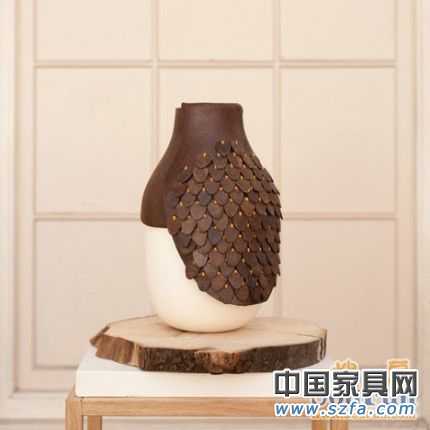 使用天然動物、植物聚合物制作的Botanica系列器皿