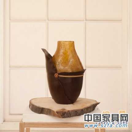 使用天然動物、植物聚合物制作的Botanica系列器皿