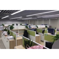 格子間般辦公家具定制，創(chuàng)意新穎符合辦公室風格